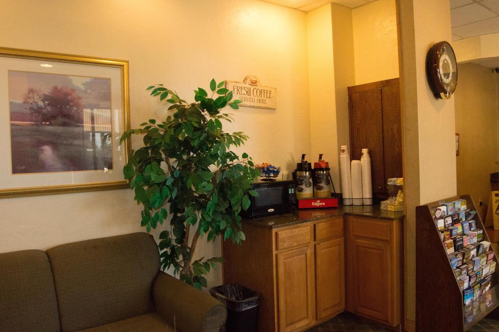 Quality Inn Lawton Exterior photo
